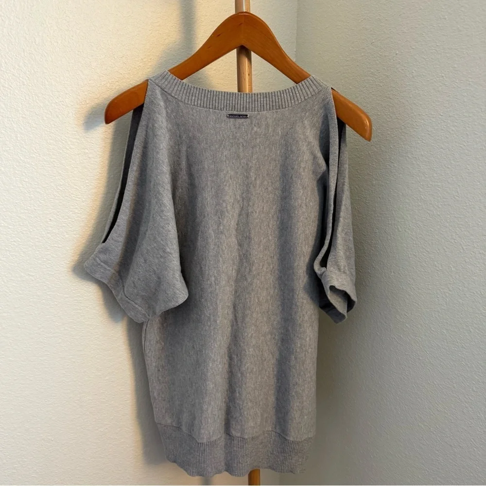Michael Kors Light Gray V-Neck Oversized Fit Sweater Top Women’s Size Large